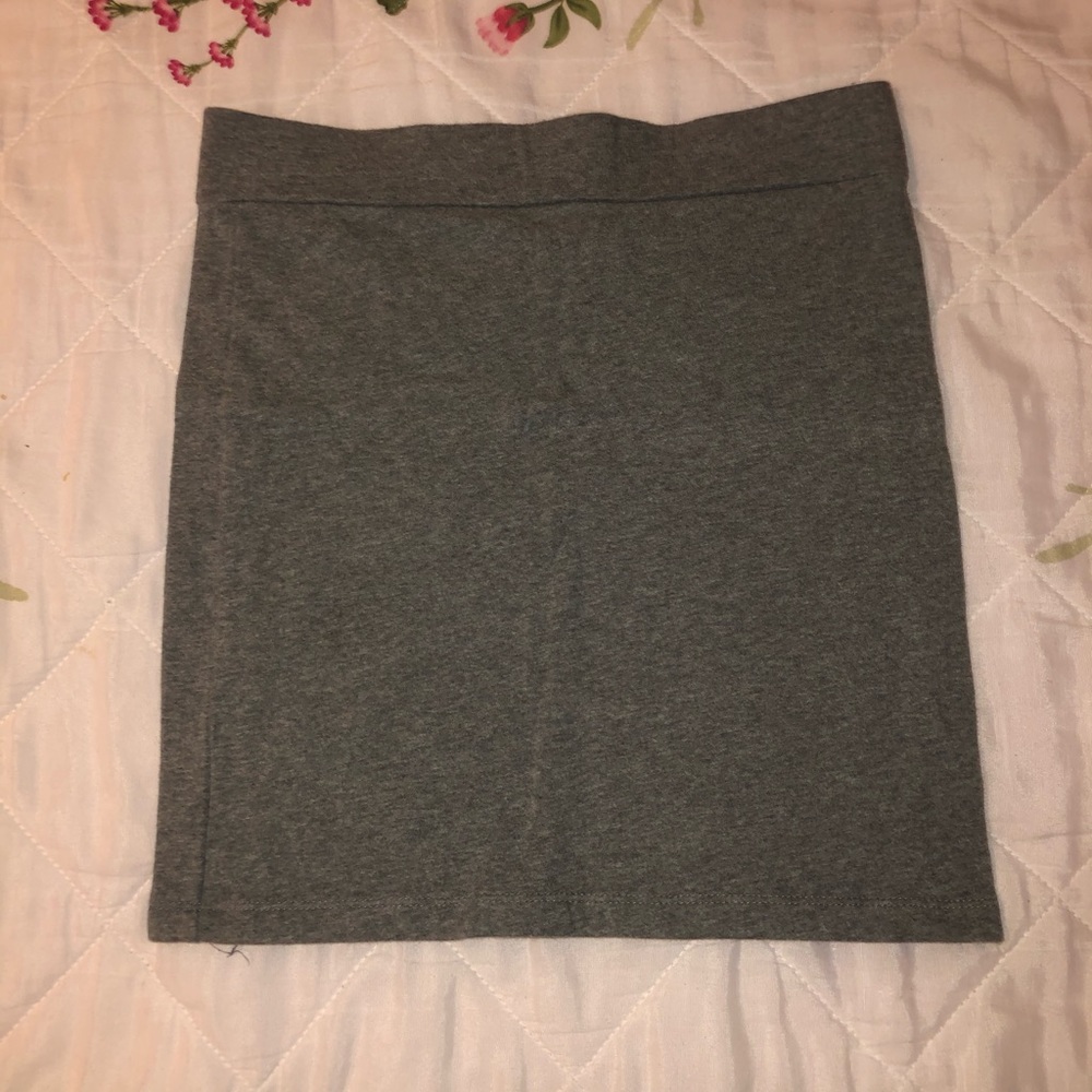 Grey forever 21 cute mini Skirt